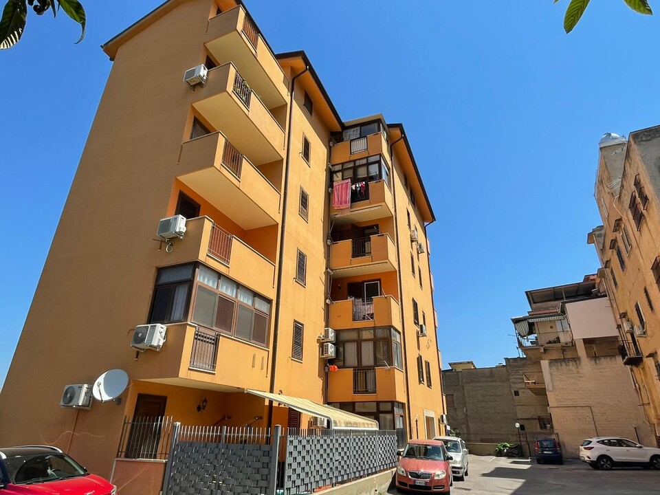 Appartamento in Affitto in provincia di Palermo