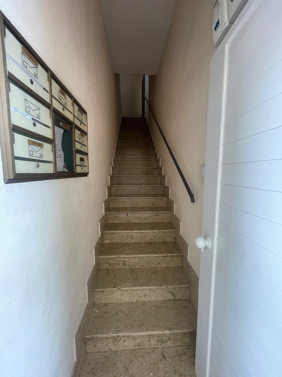 Trilocale in Affitto a Palermo Mezzomonreale