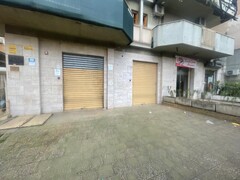 Locale commerciale in Affitto a Palermo