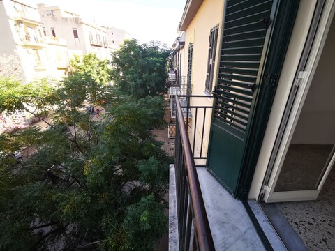 Trifamiliare in Vendita a Palermo Calatafimi Alta