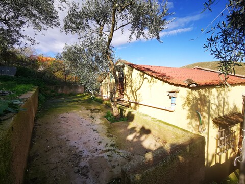 Casa singola in Vendita a Altofonte (Palermo)
