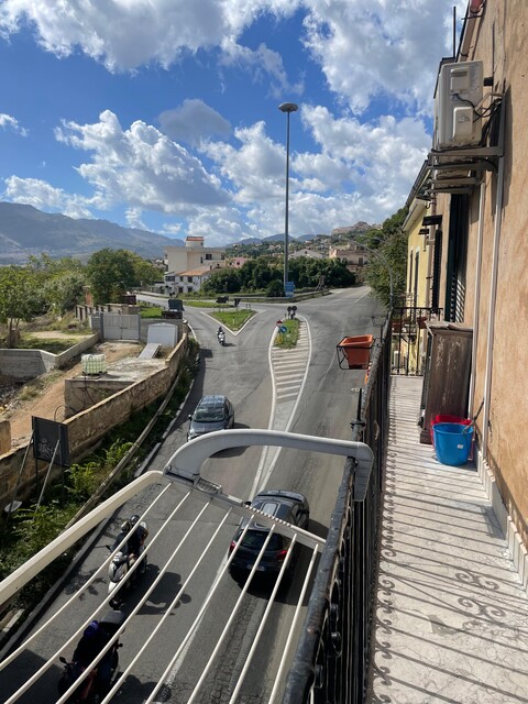 Bilocale in Vendita a Palermo Mezzomonreale