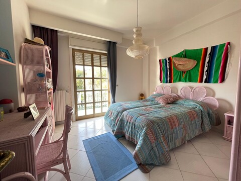 Pentalocale in Vendita a Monreale Circonvallazione (Palermo)