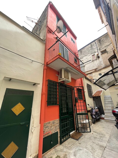 Quadrilocale in Vendita a Palermo Pietratagliata