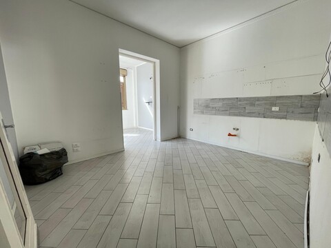 Quadrilocale in Vendita a Palermo Calatafimi Alta