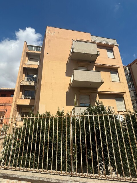 Trilocale in Affitto a Palermo