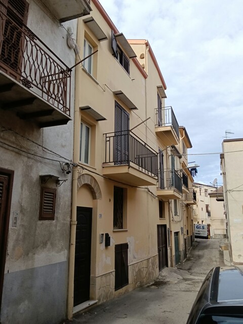 Trilocale in Vendita a Mezzojuso Centro (Palermo)