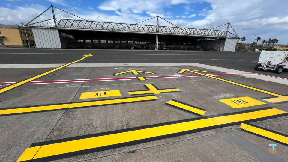 Segnaletica orizzontale aeroportuale