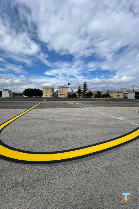 Segnaletica orizzontale aeroportuale