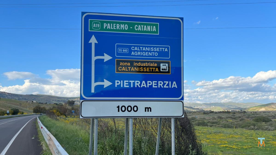 Segnaletica stradale verticale