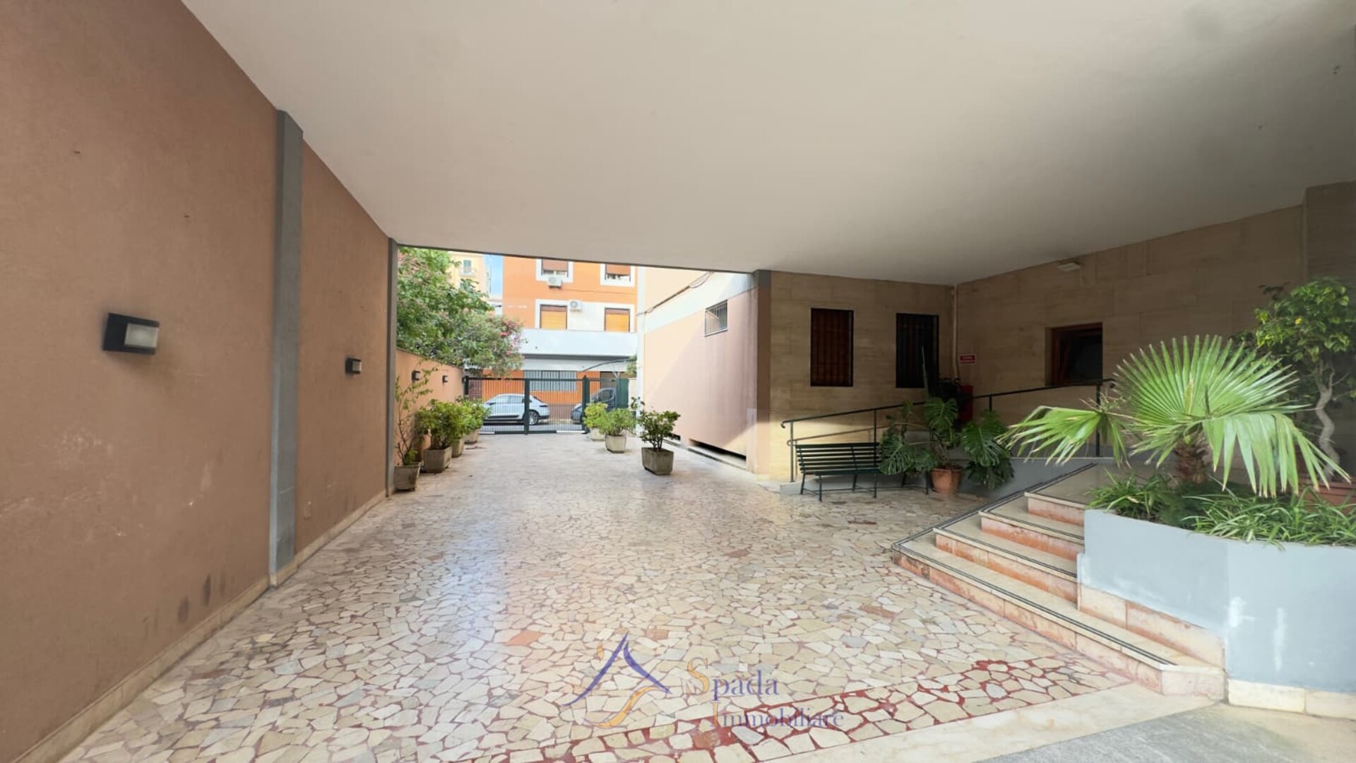 Appartamento in Vendita a Palermo Dante