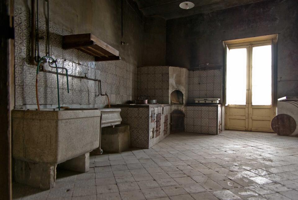 Palazzo / Edificio in Vendita a Chiusa Sclafani (Palermo)