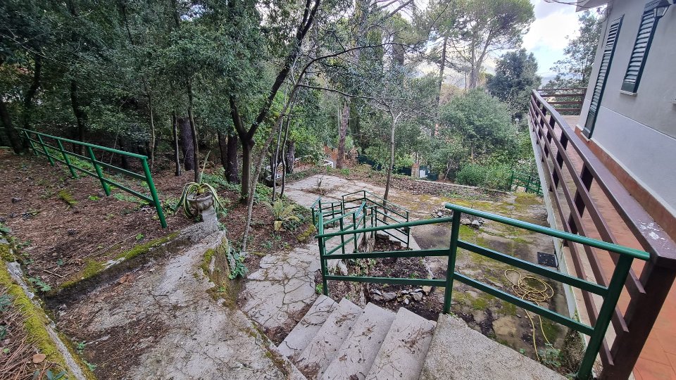 Villa indipendente in Vendita a Monreale San Martino delle Scale (Palermo)
