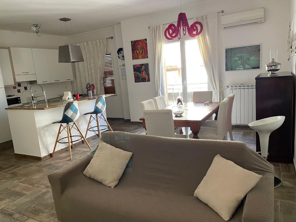 Appartamento in Affitto a Palermo NOCE