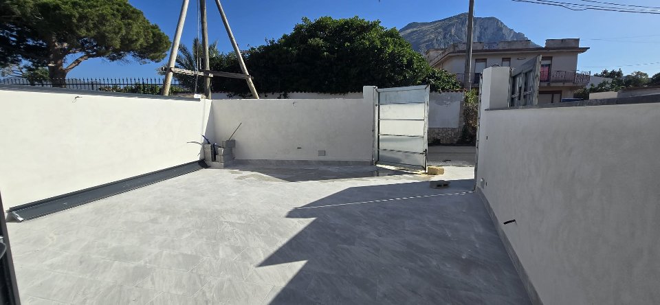 Appartamento in villa in Affitto a Carini Piraineto (Palermo)
