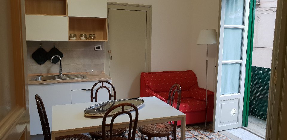 Appartamento in Affitto a Palermo POLITEAMA