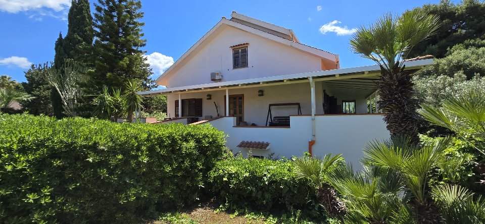 Appartamento in villa in Affitto a Palermo SAN LORENZO