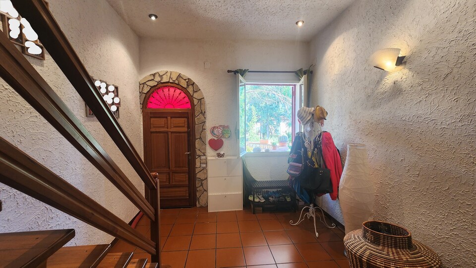Casale in Vendita a Belmonte Mezzagno Gibilrossa (Palermo)
