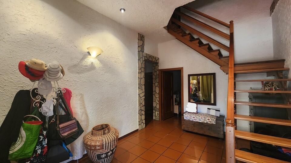 Casale in Vendita a Belmonte Mezzagno Gibilrossa (Palermo)