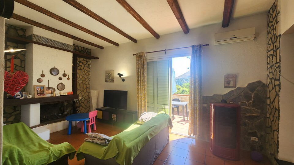 Casale in Vendita a Belmonte Mezzagno Gibilrossa (Palermo)