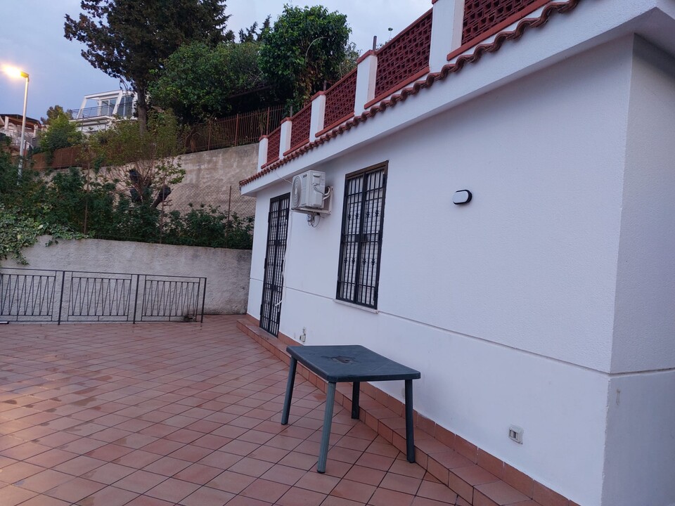 Villa in Affitto a Altavilla Milicia (Palermo)