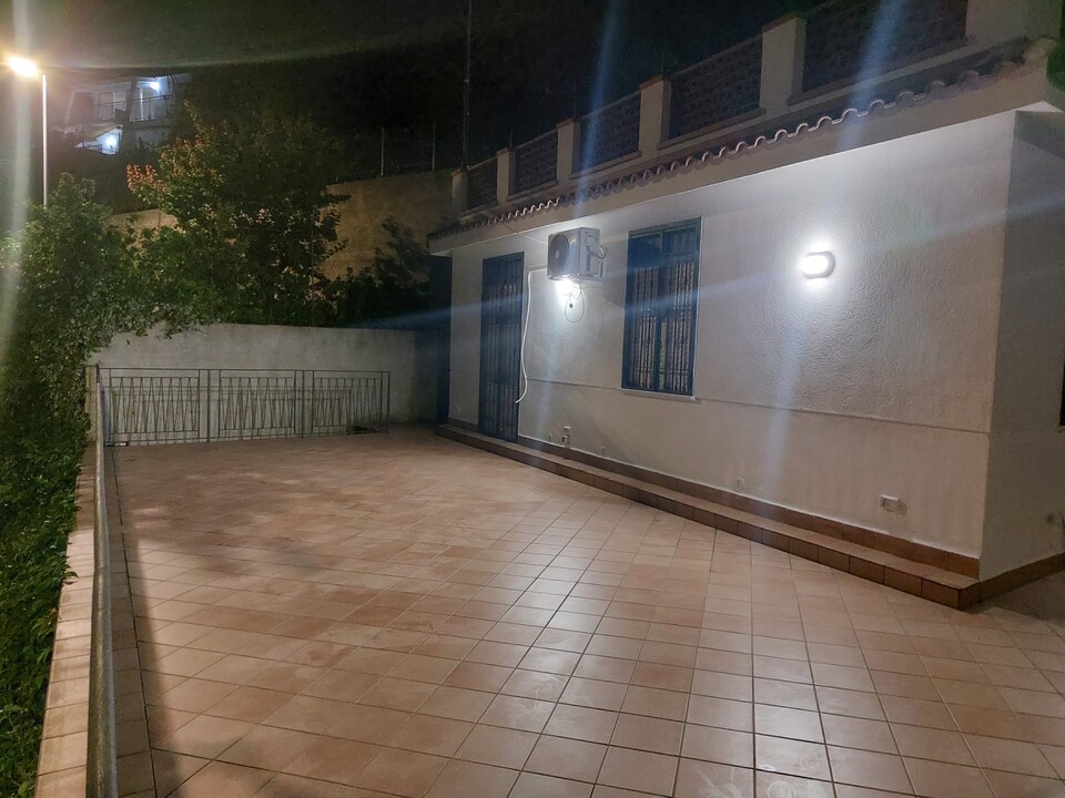 Villa in Affitto a Altavilla Milicia (Palermo)