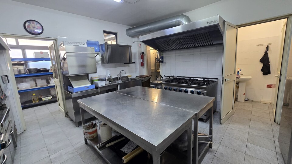 Ristorante / Bar in Vendita a Isola delle Femmine Lungomare (Palermo)