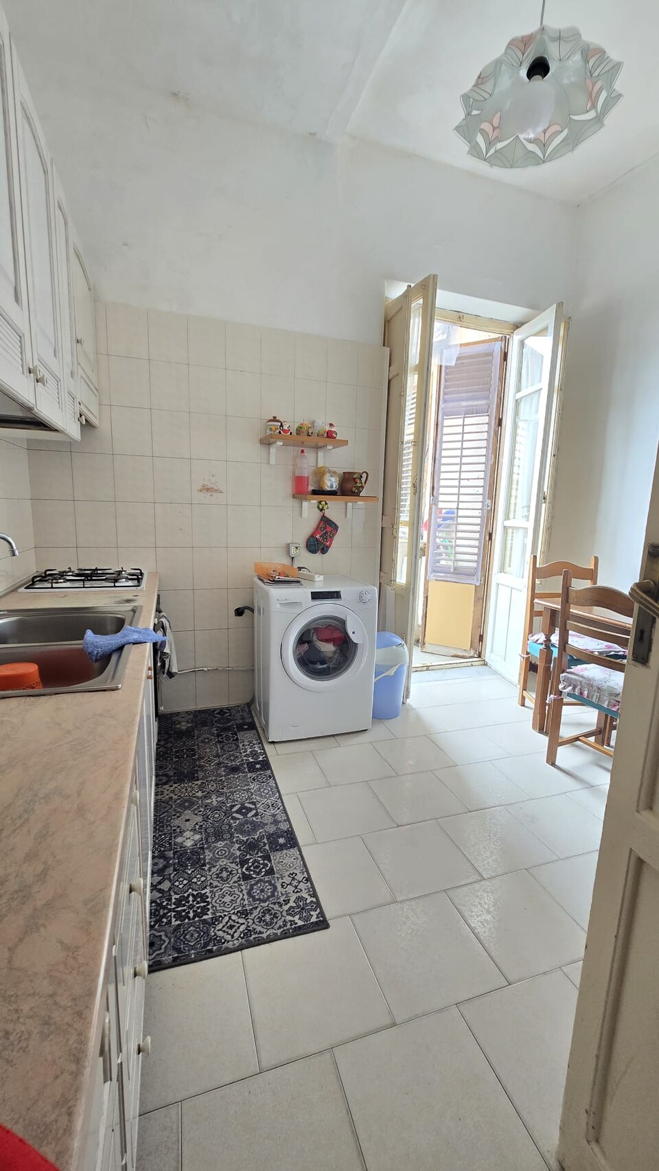 Appartamento in Vendita a Palermo Colonna Rotta/Piazza Ingastone