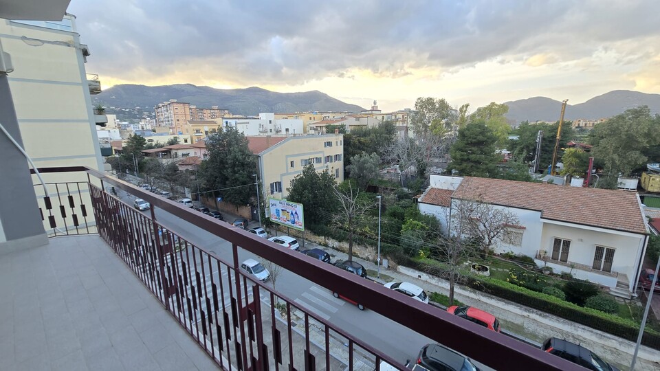 Appartamento in Vendita a Palermo Strasburgo