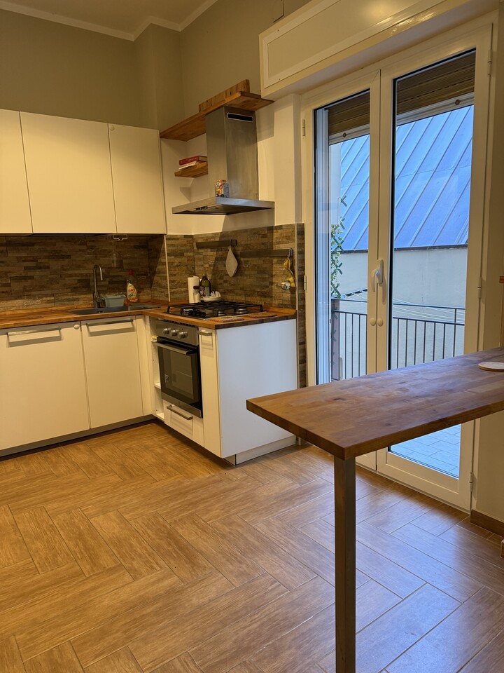 Appartamento in Affitto a Palermo notarbartolo