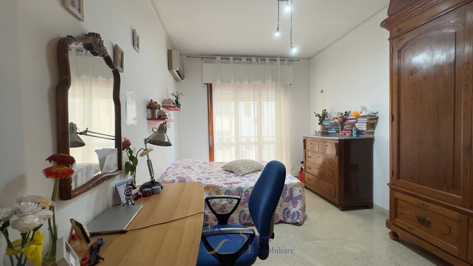 Appartamento in Vendita a Palermo Dante