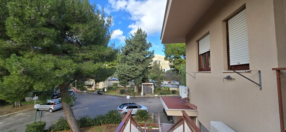 Appartamento in Affitto a Palermo mondello