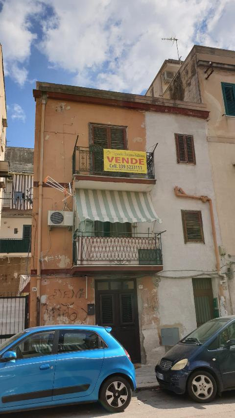 Appartamento in Vendita a Palermo VIA MONTEPELLEGRINO