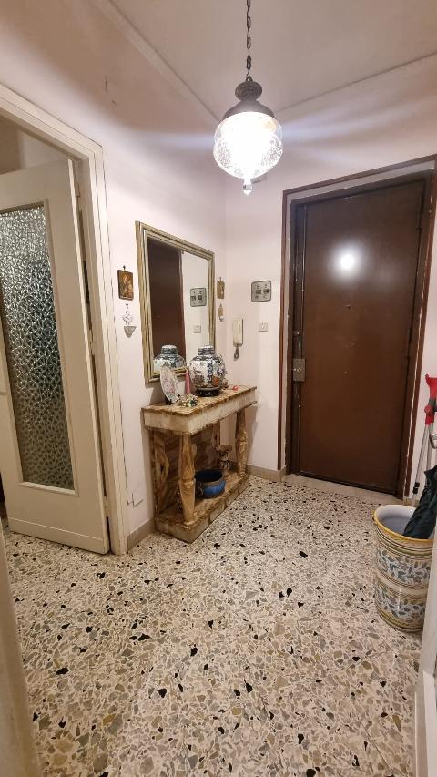 Appartamento in Vendita a Palermo calatafimi