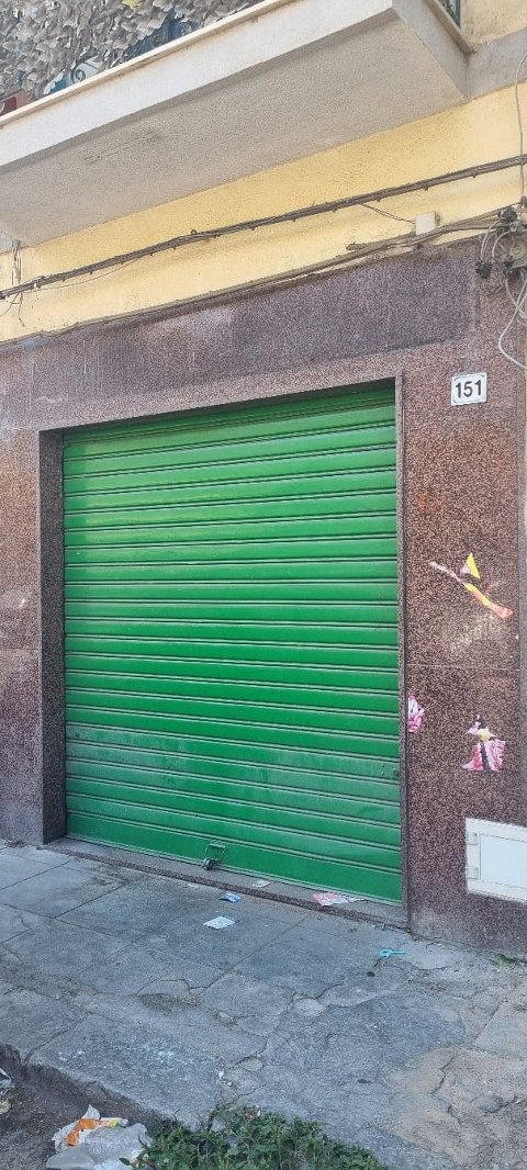 Magazzino / Deposito in Affitto a Palermo