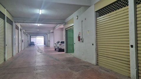 Garage / Posto auto in Vendita a Palermo Arenella