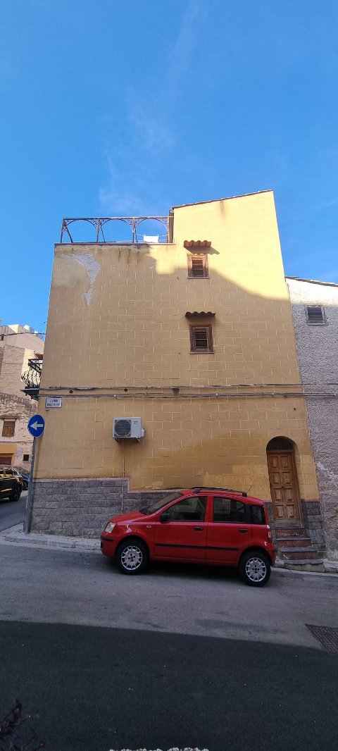 Casa singola in Vendita a Porticello [Fraz. di Santa Flavia] (Palermo)