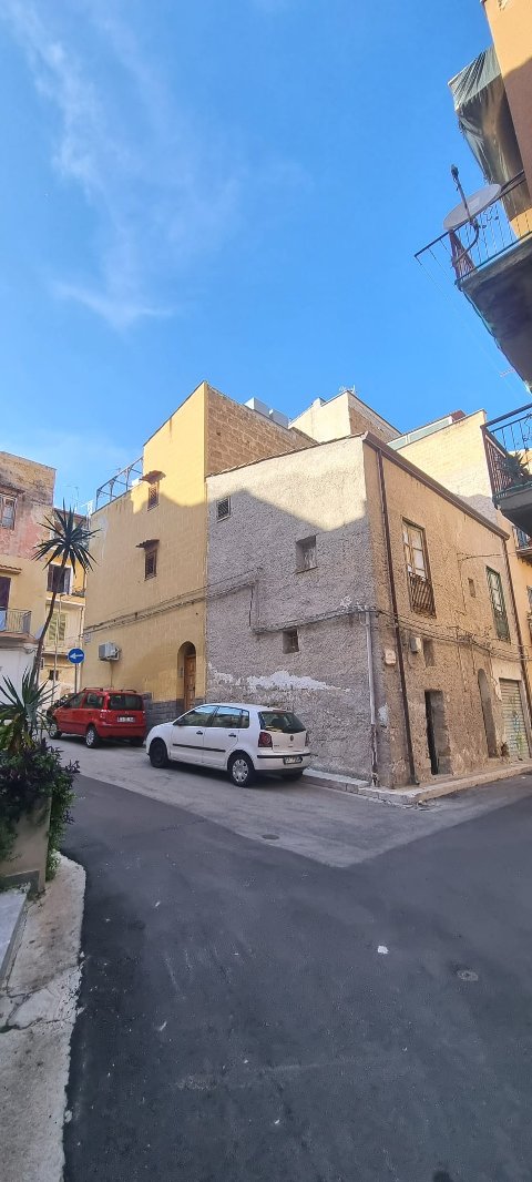 Casa singola in Vendita a Porticello [Fraz. di Santa Flavia] (Palermo)