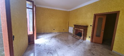 Appartamento in Vendita a Piana degli Albanesi Corso (Palermo)