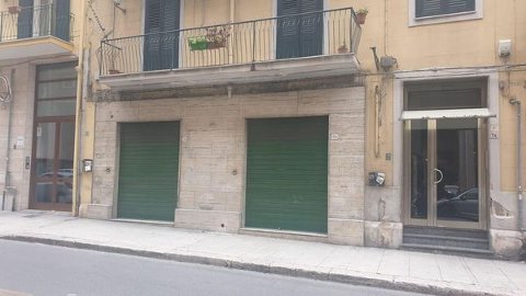 Locale commerciale in Vendita a Palermo Don Bosco