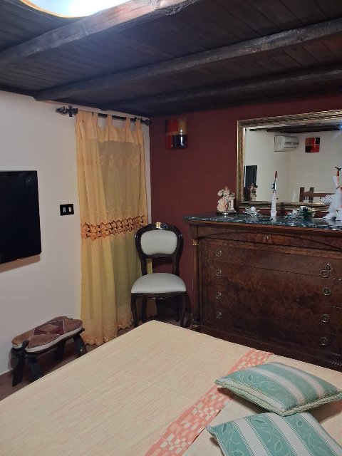 Appartamento in Affitto a Palermo Dante