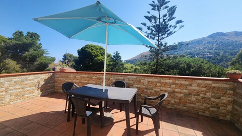 Casale in Vendita a Belmonte Mezzagno Gibilrossa (Palermo)
