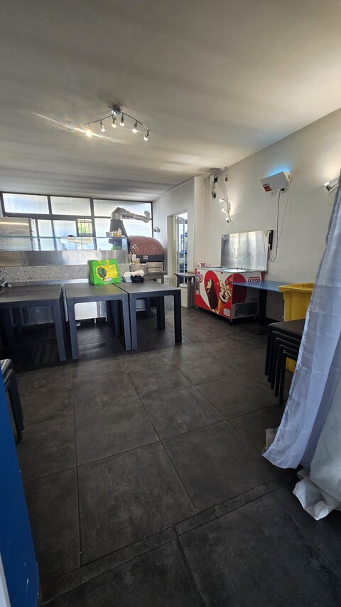 Ristorante / Bar in Vendita a Isola delle Femmine Lungomare (Palermo)