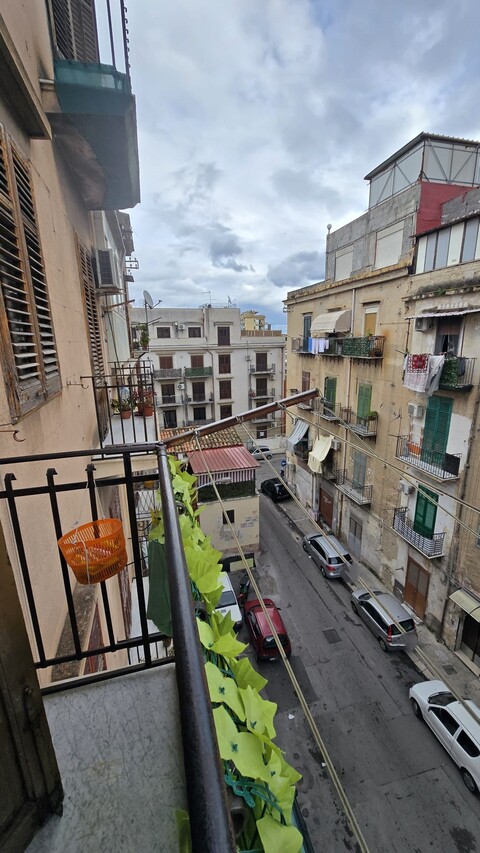 Appartamento in Vendita a Palermo Colonna Rotta/Piazza Ingastone