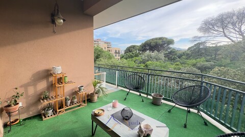 Appartamento in Vendita a Palermo Dante