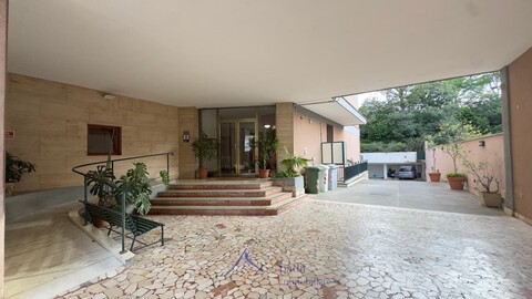 Appartamento in Vendita a Palermo Dante