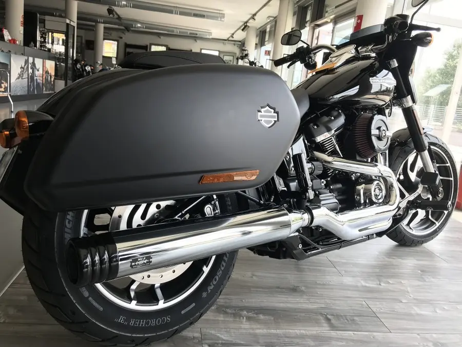 Scarico marmitta slip-on sonorità  variabile  omologato euro 5   diametro 100 Harley Davidson MCJ Harley Davidson sport glide euro 5 dal 2021 up