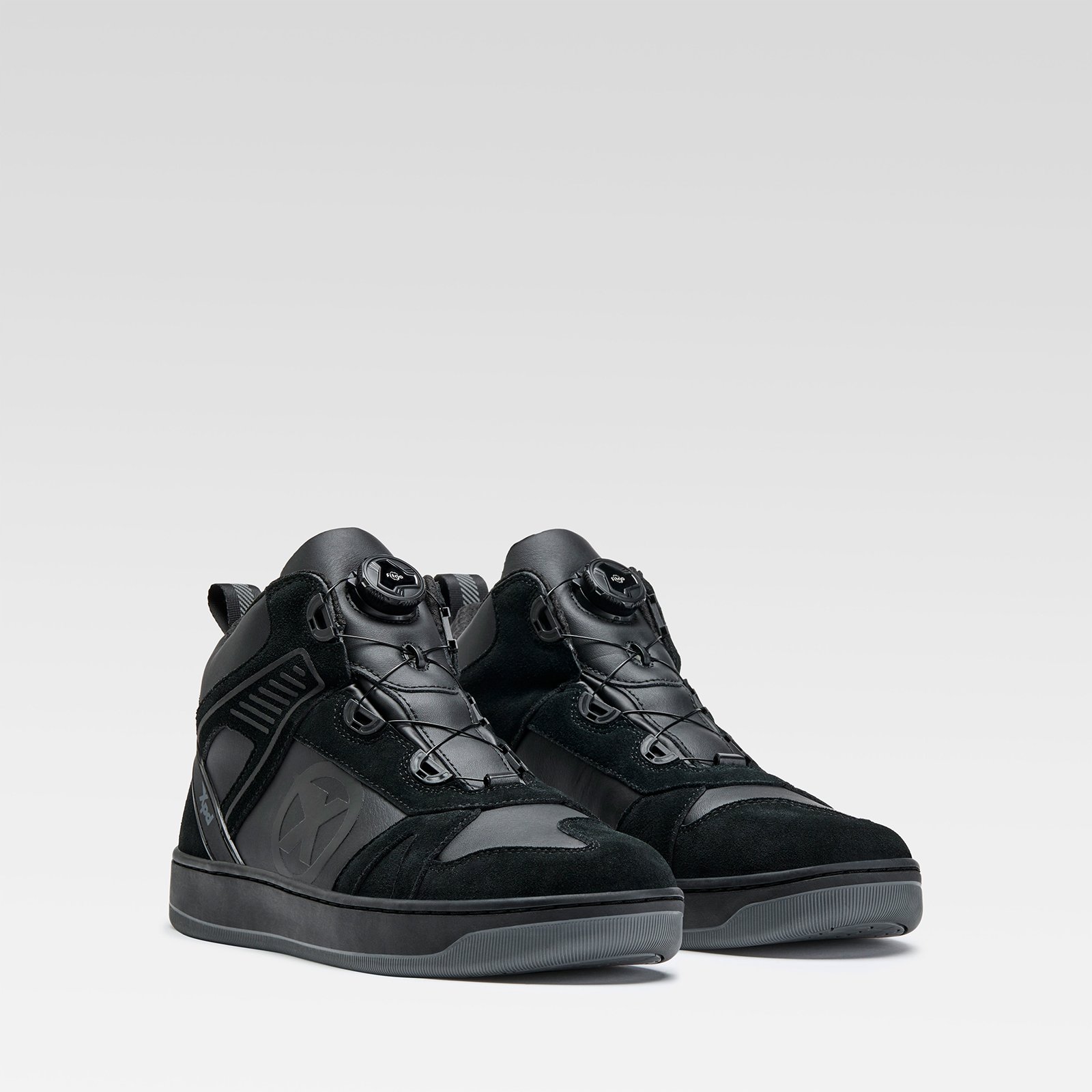 Scarpe moto urban sneakers con protezioni XDP MOTO FAST H2 OUT