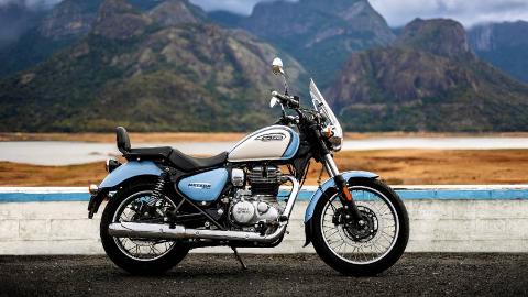 NUOVA METEOR 350 2024 NUOVE COLORAZIONI ROYAL ENFIELD METEOR 350