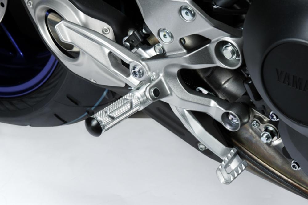 PEDALINI GUIDATORE IN ALLUMINIO YAMAHA  DE PRETTO MOTO GP MT07-FZ07 2014-2017